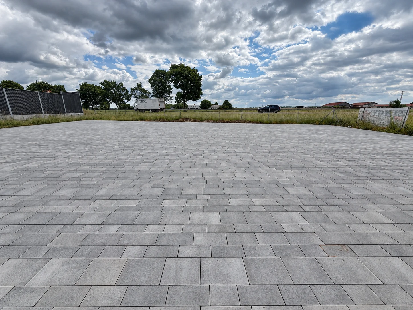 Large paved area for a commercial property near Elchingen, professionally laid and jointed